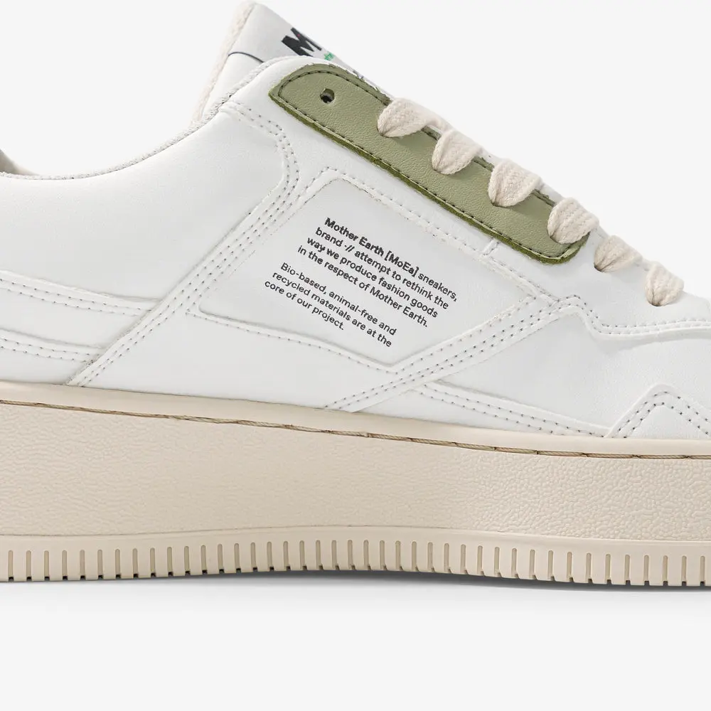 GEN 1 WHITE ALOE 3.webp