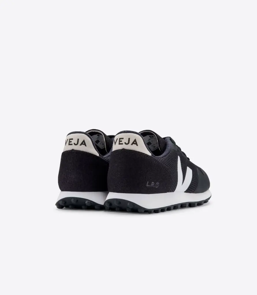 SDU B-MESH BLACK WHITE NATURAL 3.webp