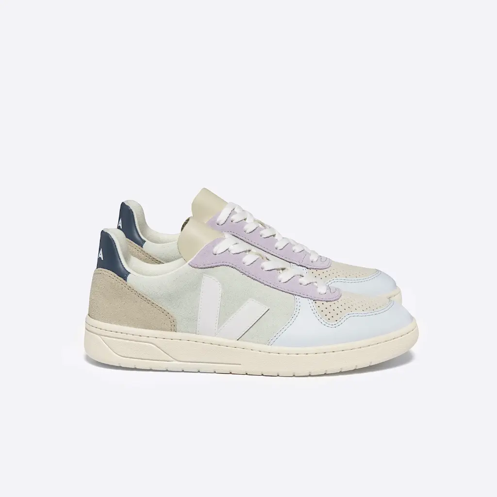V10 SUEDE JADE WHITE MULTICO 1.webp