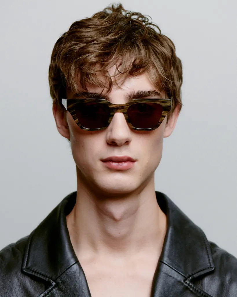 STRIPED HORN (1).webp