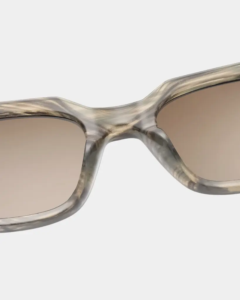 STRIPED HORN (2).webp