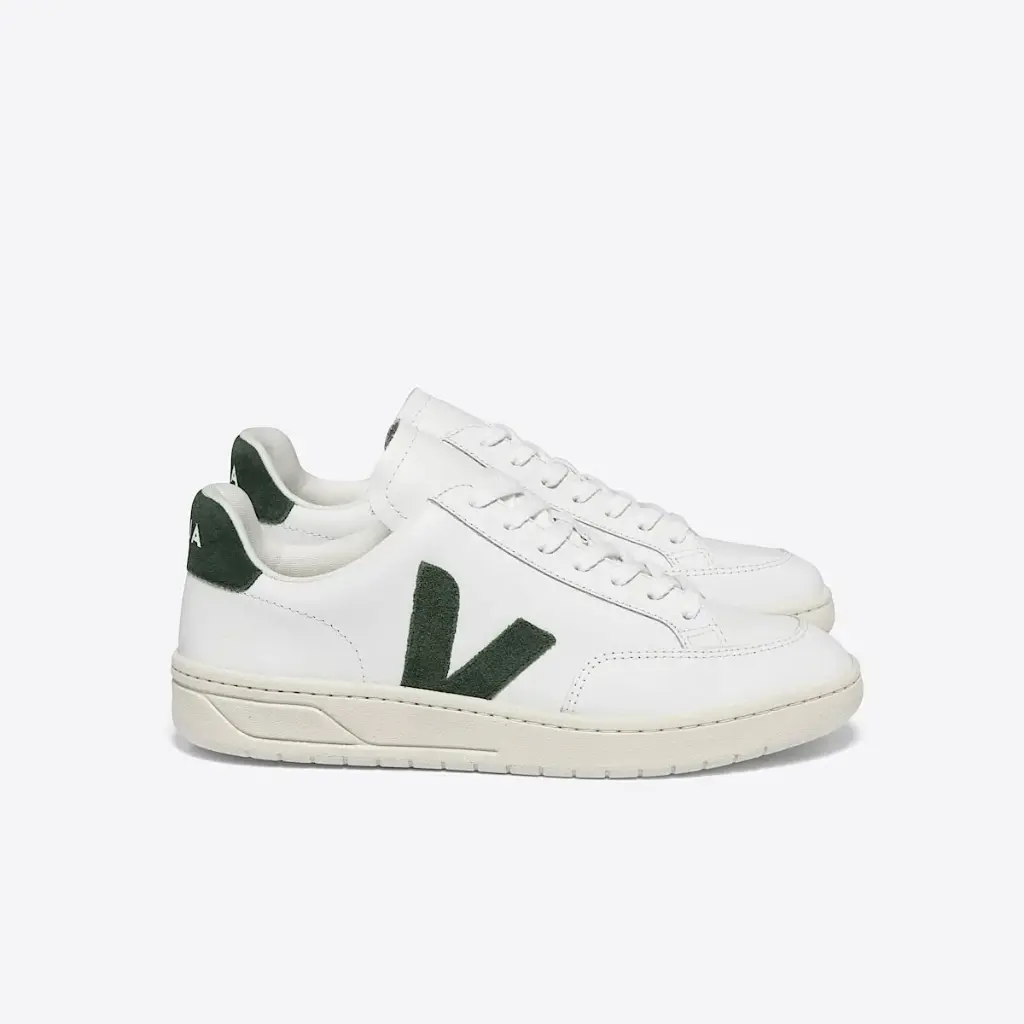 V-12 LEATHER - EXTRA WHITE CYPRUS