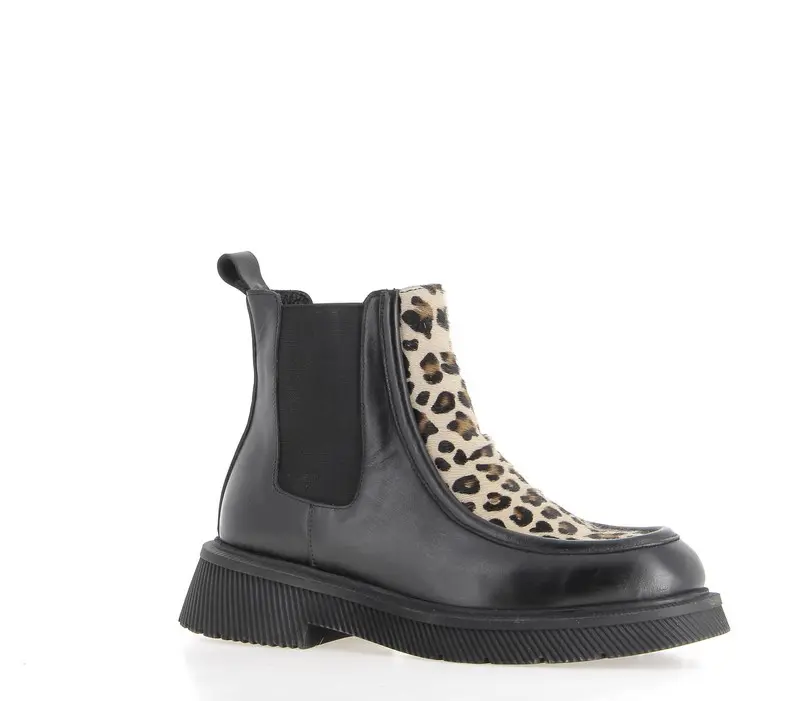 MALANS UYGUNER-PONY  - NOIRLEOPARD (36)